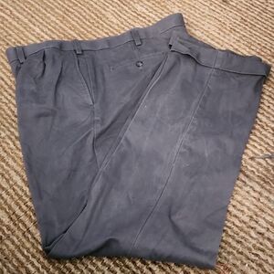 Dockers Men's Dark Gray Chinos